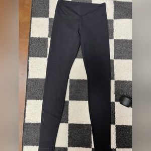 Lululemon wunder under leggings size 4